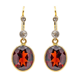 Boucles d'oreilles Dormeuses en or jaune, or blanc, platine, grenats et diamants - Castafiore