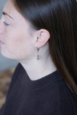 Boucles d'oreilles Dormeuses en or jaune, or rose, argent, et diamants - Castafiore