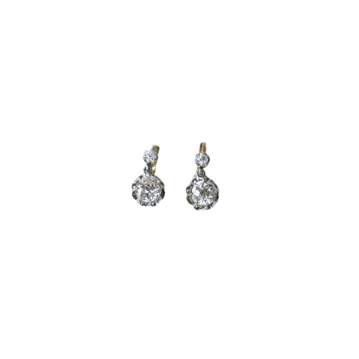 Boucles d'oreilles Dormeuses en or jaune, platine, et diamants - Castafiore