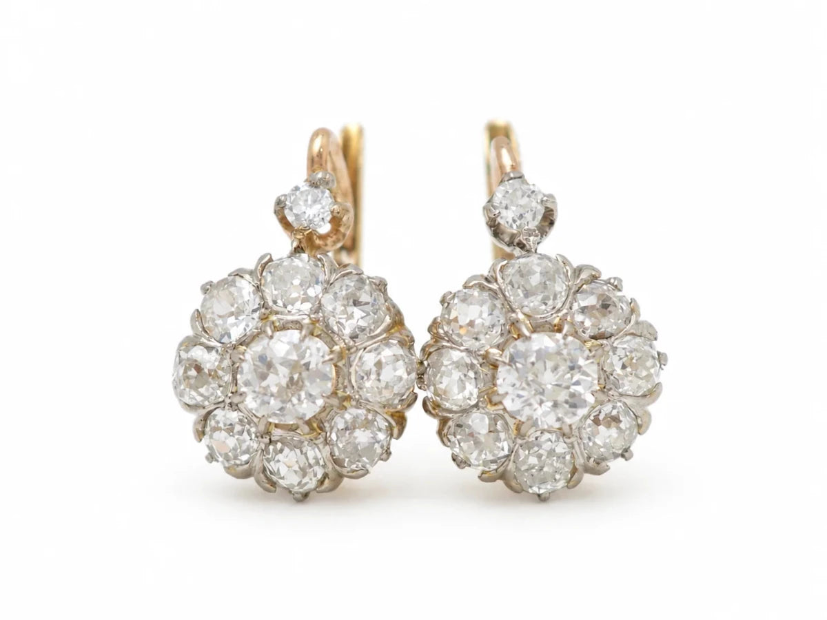 Boucles d'oreilles Dormeuses en or jaune, platine et diamants - Castafiore
