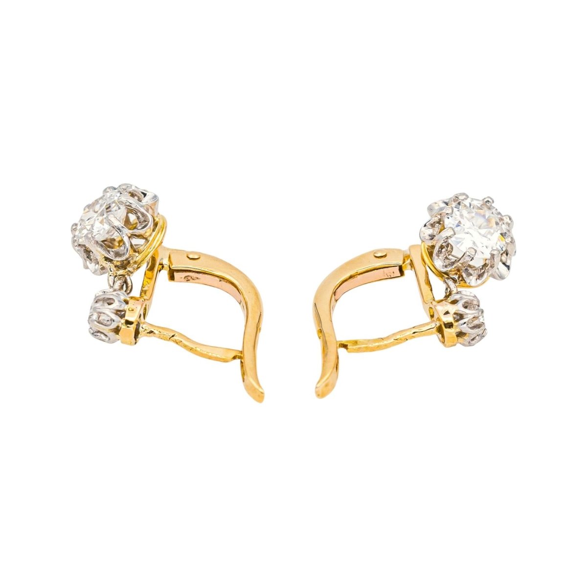 Boucles d'oreilles Dormeuses en or jaune, platine et diamants - Castafiore