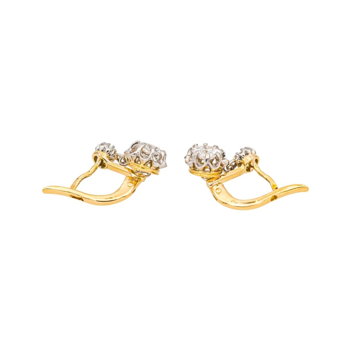 Boucles d'oreilles Dormeuses en or jaune, platine et diamants - Castafiore