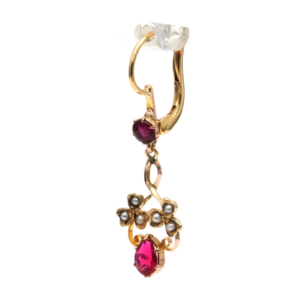 Boucles d'oreilles Dormeuses en or jaune, rubis et perles - Castafiore