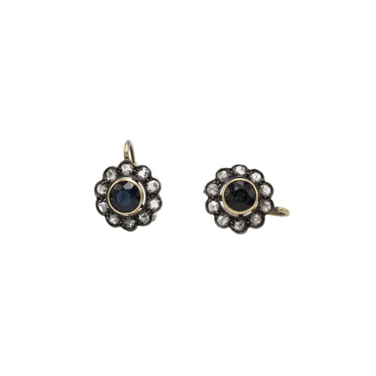 Boucles d'oreilles Dormeuses en or jaune, saphirs et diamants - Castafiore