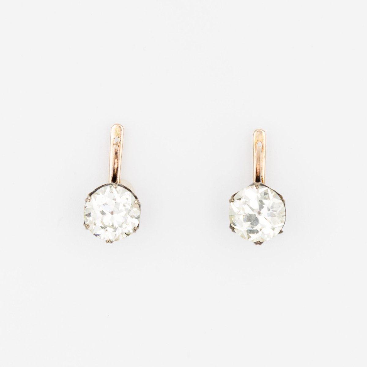 Boucles d'oreilles Dormeuses en or rose, argent et diamants - Castafiore