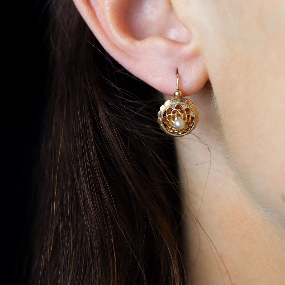 Boucles d'oreilles Dormeuses en or rose et perles - Castafiore