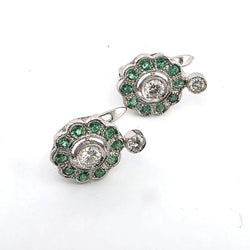 Boucles d'oreilles Dormeuses en platine, émeraudes et diamants - Castafiore