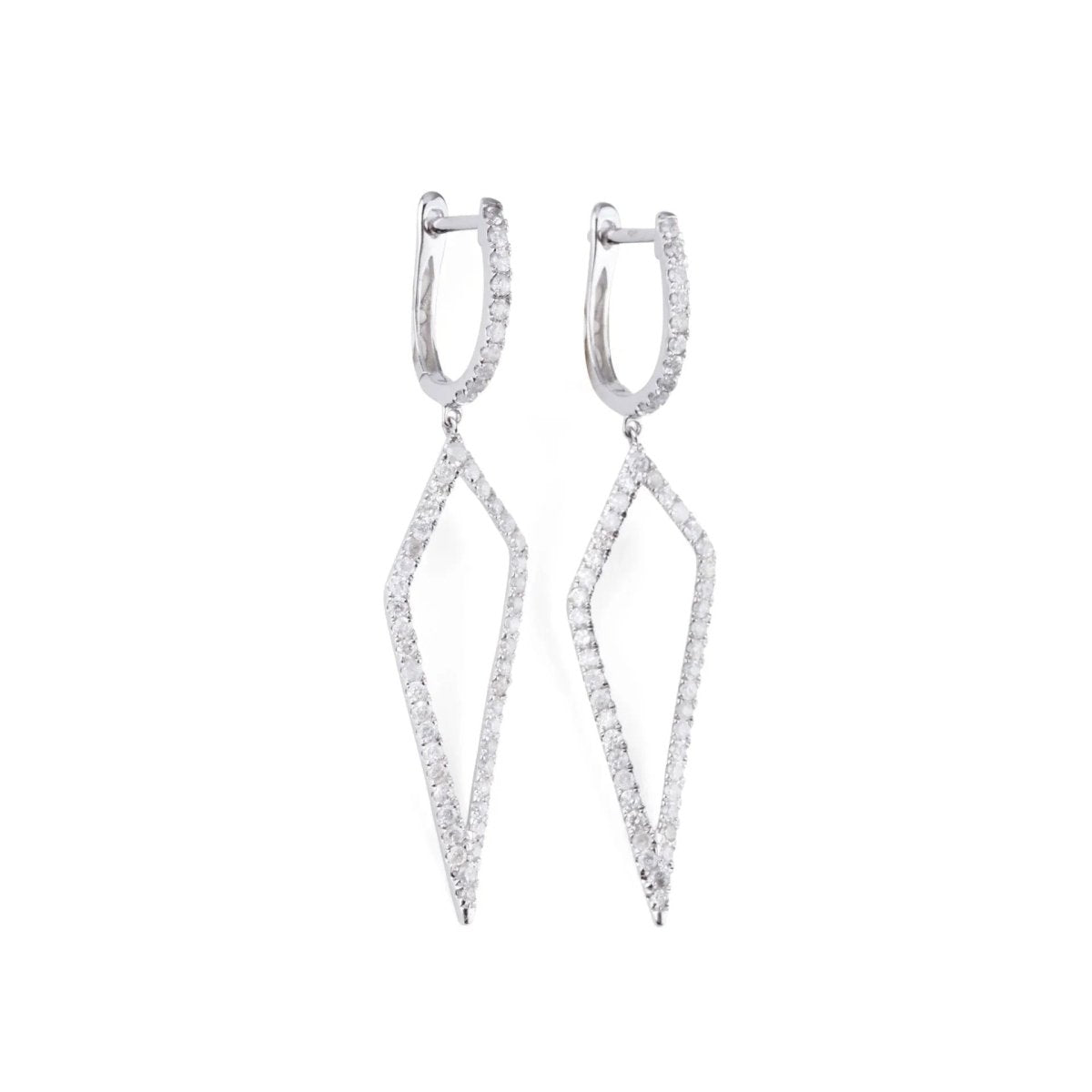 Boucles d'oreilles en gris à formes géométriques ajourées,pavées de diamant - Castafiore