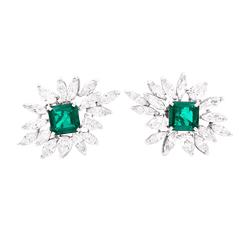 Boucles d'oreilles en or blanc, émeraudes et diamants - Castafiore
