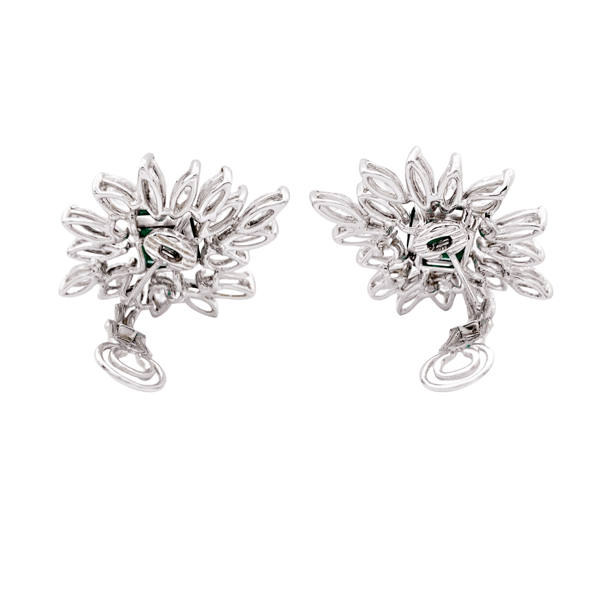 Boucles d'oreilles en or blanc, émeraudes et diamants - Castafiore