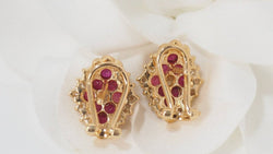 Boucles d'oreilles en or jaune, diamants et rubis - Castafiore