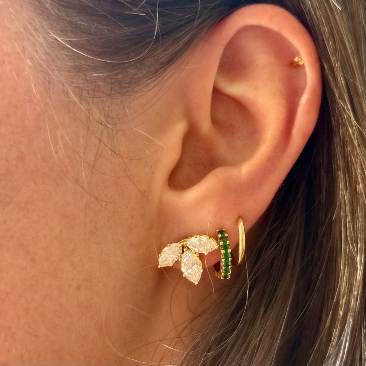 Boucles d'oreilles en or jaune et diamants - Castafiore
