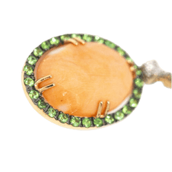 Boucles d'oreilles en or rose, tsavorites, corail et diamants - Castafiore