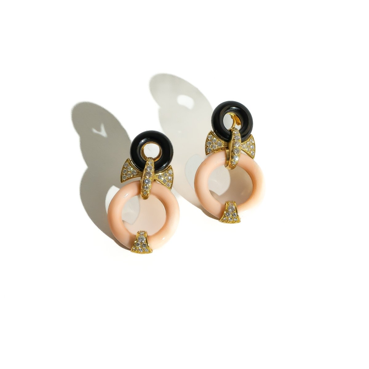 Boucles d'oreilles FRED en or jaune et corail - Castafiore