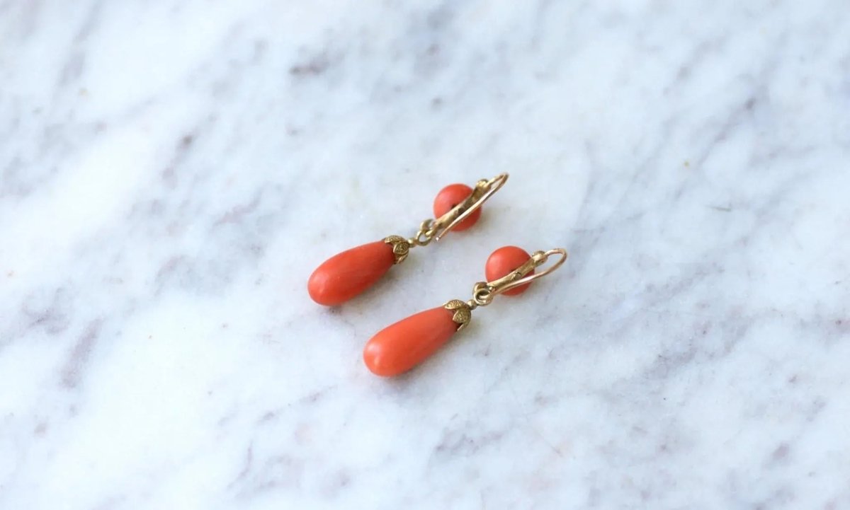 Boucles d'Oreilles Gouttes Corail - Castafiore