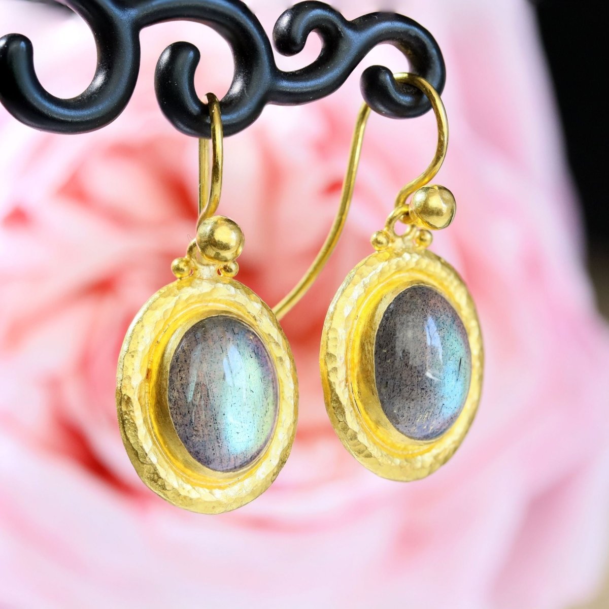 Earrings gold and labradorite Gurhan