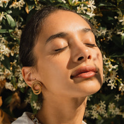 Boucles d'oreilles HERMÈS en or jaune, poinçon Georges Lenfant - Castafiore