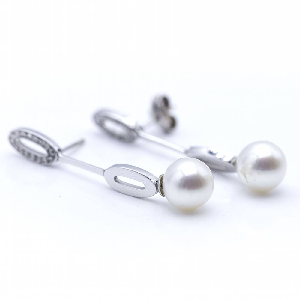 Boucles d'oreilles longues en or blanc et perles - Castafiore