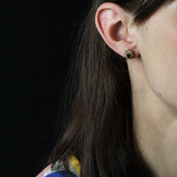 Boucles d'oreilles marguerites en or jaune et saphirs - Castafiore