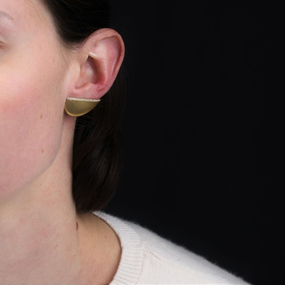 Boucles d'oreilles OFÉE Lobe en or jaune et diamants - Castafiore