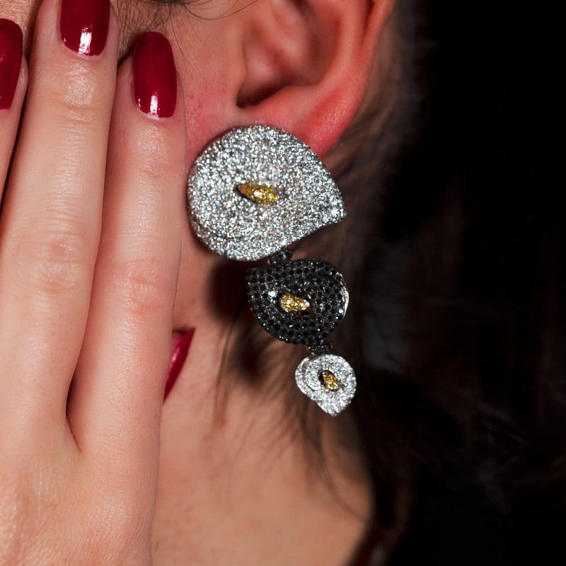 Boucles d'oreilles or blanc diamants - Castafiore