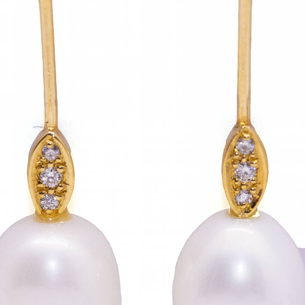 Boucles d'oreilles ovales en perles et diamants - Castafiore