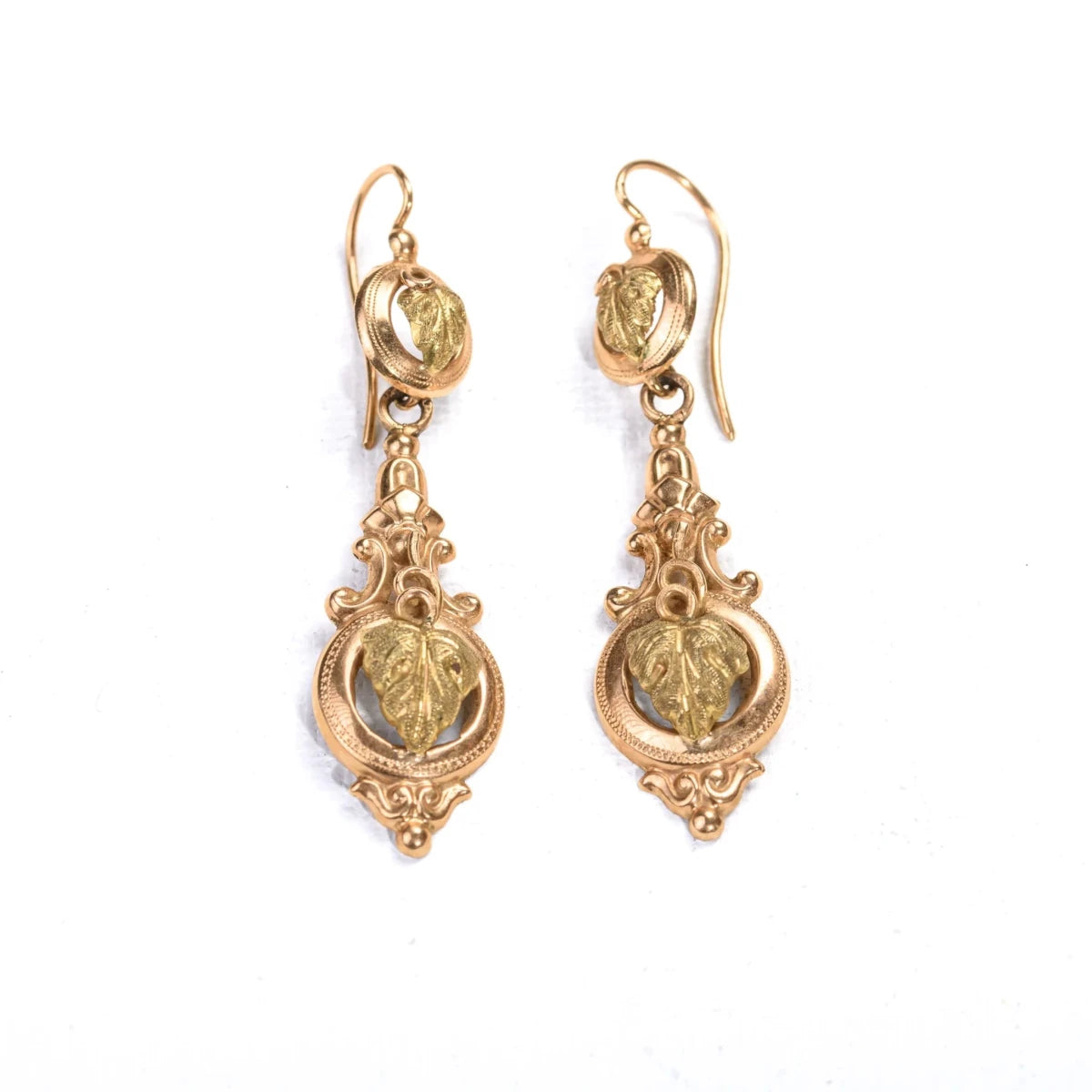 Boucles d'oreilles pendantes anciennes en or rose et vert à motif de feuille de vigne - Castafiore