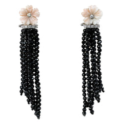 Boucles d'oreilles Pendantes en or blanc, corail, spinelles et diamants - Castafiore