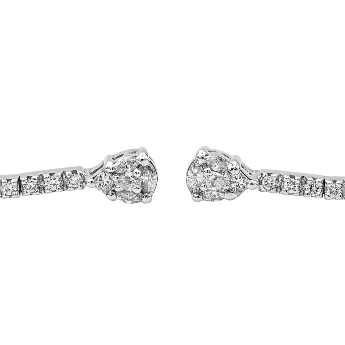 Boucles d'oreilles Pendantes en or blanc et diamants - Castafiore
