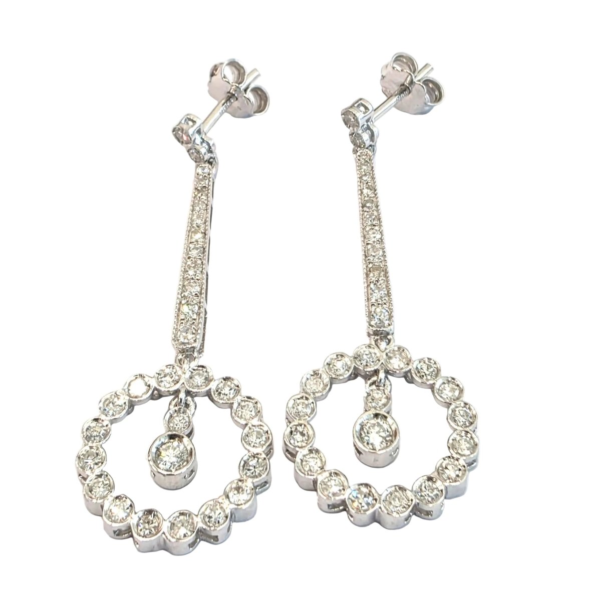 Boucles d'oreilles Pendantes en or blanc et diamants - Castafiore
