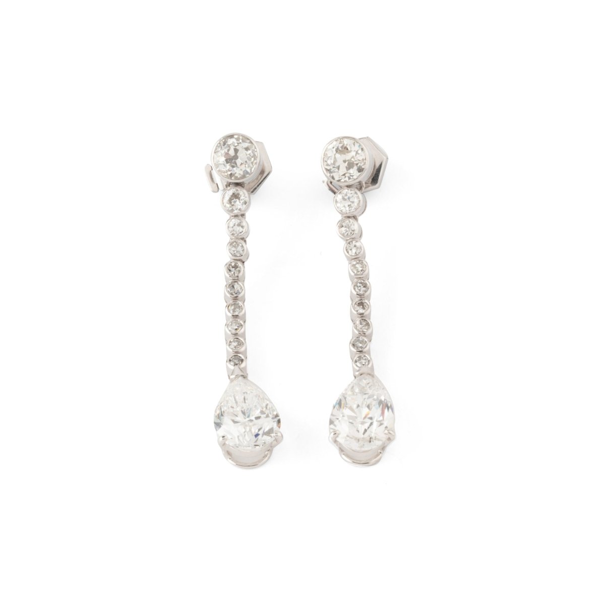 Boucles d'oreilles Pendantes en or blanc et diamants - Castafiore
