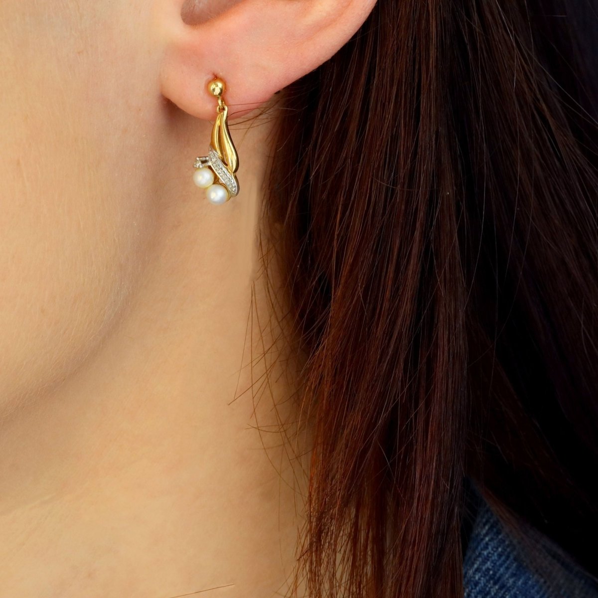 Modern two gold earrings diamonds cultured pearls