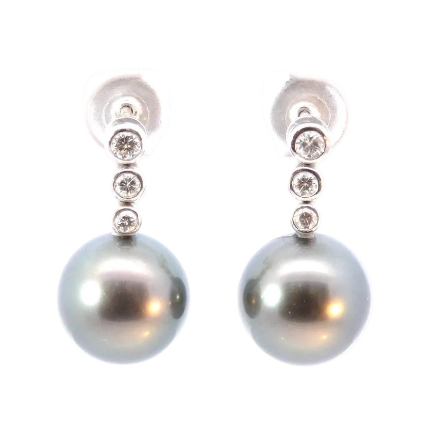 Boucles d'oreilles Pendantes en or blanc, perles et diamants - Castafiore