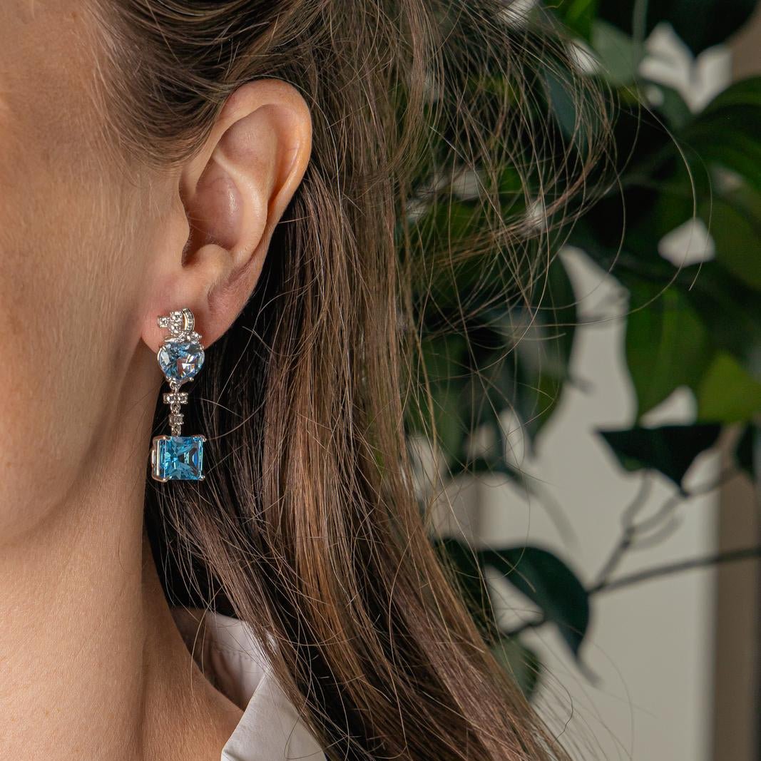 Boucles d'oreilles Pendantes en or blanc, topazes et diamants - Castafiore