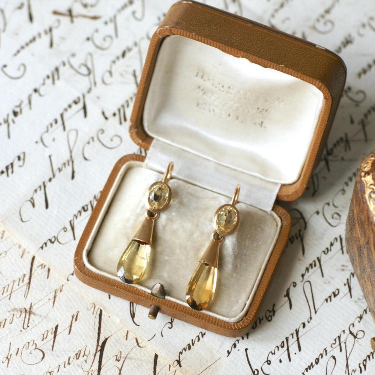 Boucles d'oreilles Pendantes en or jaune et citrine - Castafiore