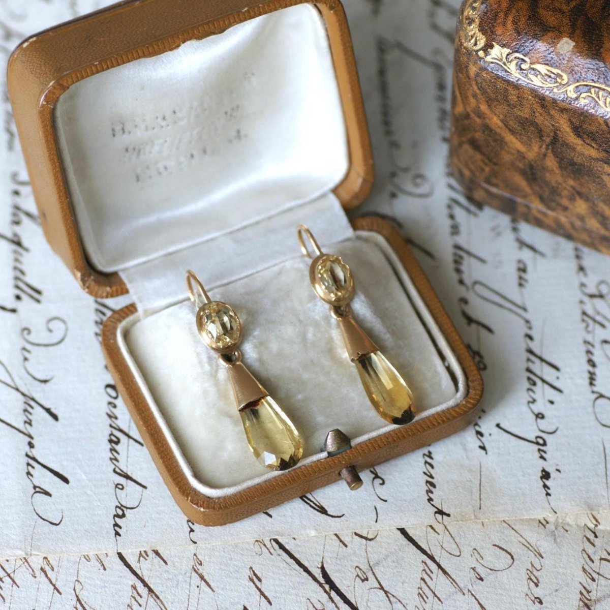 Boucles d'oreilles Pendantes en or jaune et citrine - Castafiore