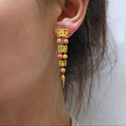 Boucles d'oreilles Pendantes en or jaune et corail - Castafiore