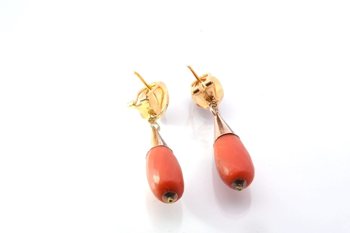 Boucles d'oreilles Pendantes en or jaune et corail - Castafiore