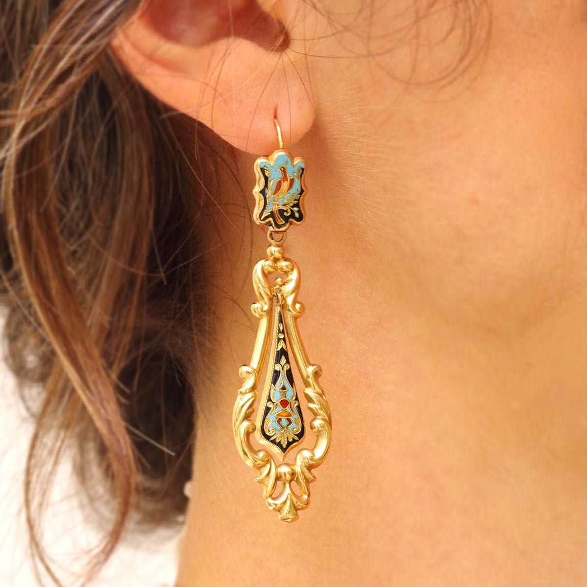 Boucles d'oreilles Pendantes en or jaune et émail - Castafiore
