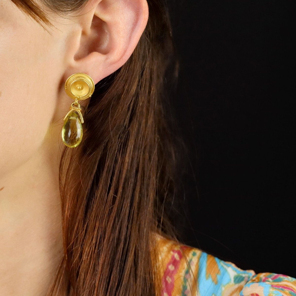 Earrings matte gold and faceted lemon quartz