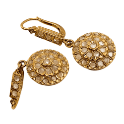 Boucles d'oreilles Pendantes en or jaune et saphirs - Castafiore