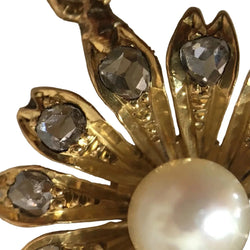 Boucles d’oreilles Pendantes en or jaune, perles et diamants - Castafiore