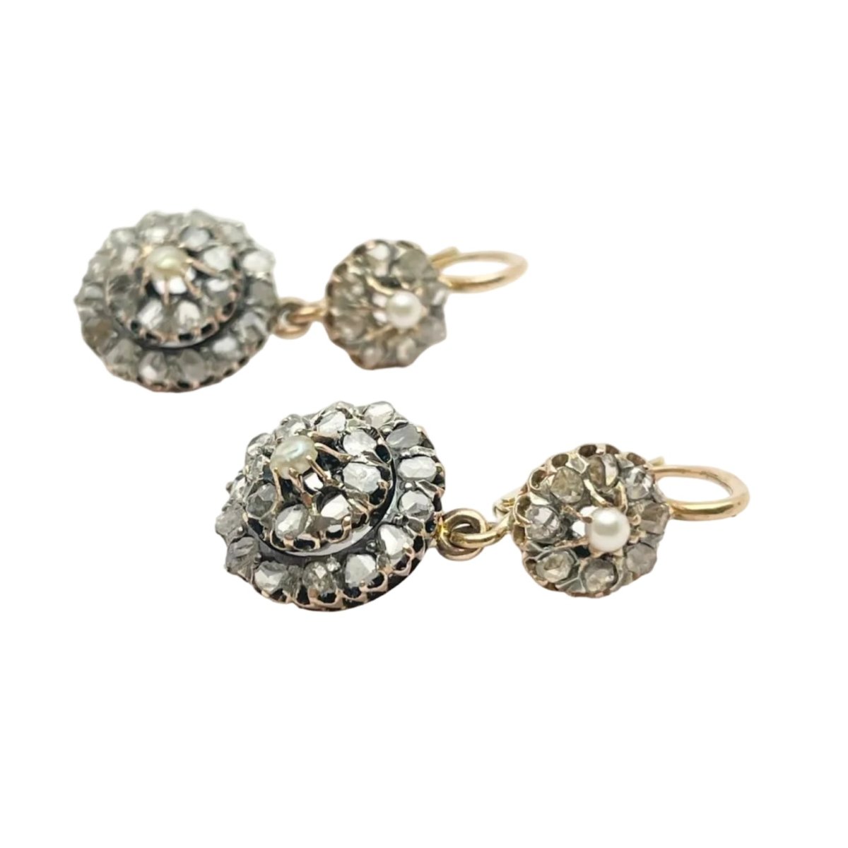Boucles d'oreilles Pendantes en or jaune, perles et diamants - Castafiore