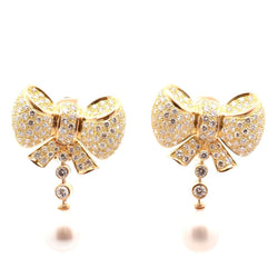 Boucles d'oreilles Pendantes en or jaune, perles et diamants - Castafiore