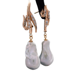 Boucles d'oreilles Pendantes en or jaune, perles et diamants - Castafiore