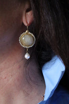 Boucles d'oreilles Pendantes en or jaune, quartz et perle - Castafiore