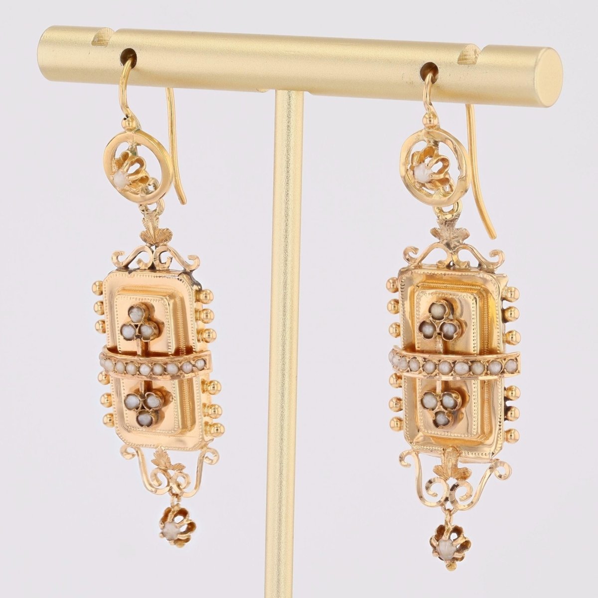 Boucles d'oreilles pendantes en or rose et perles fines - Castafiore