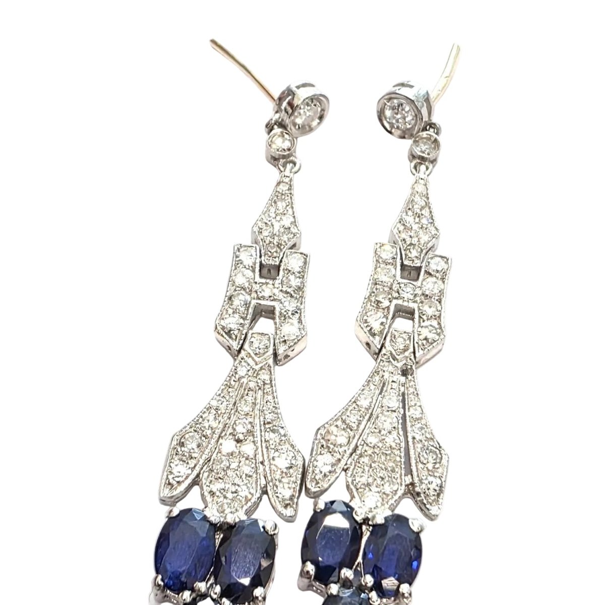 Boucles d'oreilles Pendantes en platine, saphirs et diamants - Castafiore