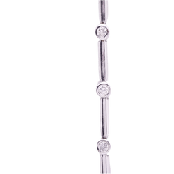 Boucles d'oreilles PRASIOLITE en or blanc et diamants - Castafiore