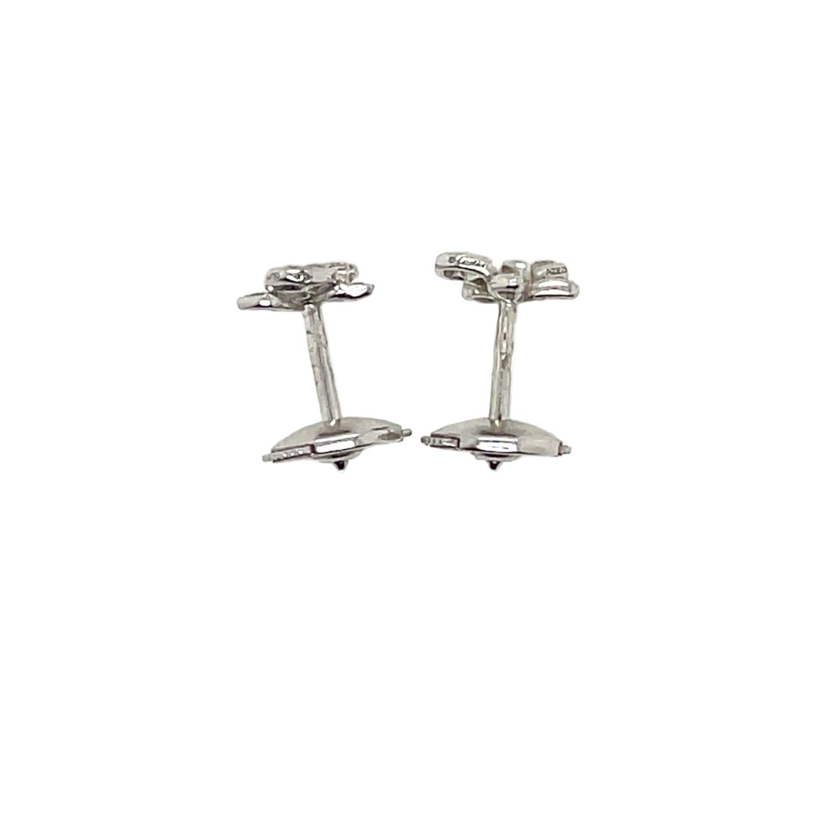 Boucles d'oreilles Puces CARTIER "Caresse d'orchidées" en or blanc et diamants - Castafiore